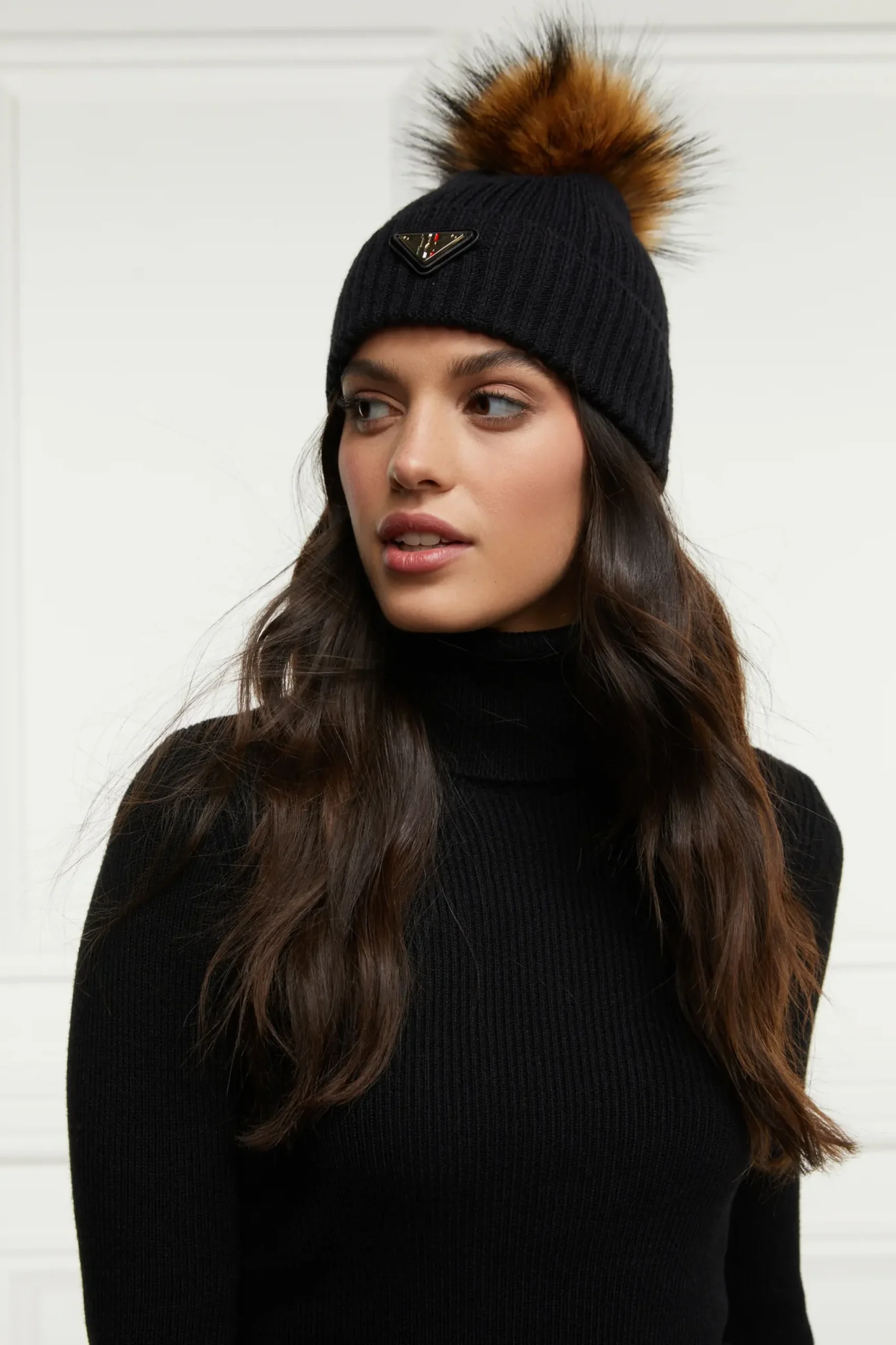 Holland Cooper Burghley Bobble Hat Black New