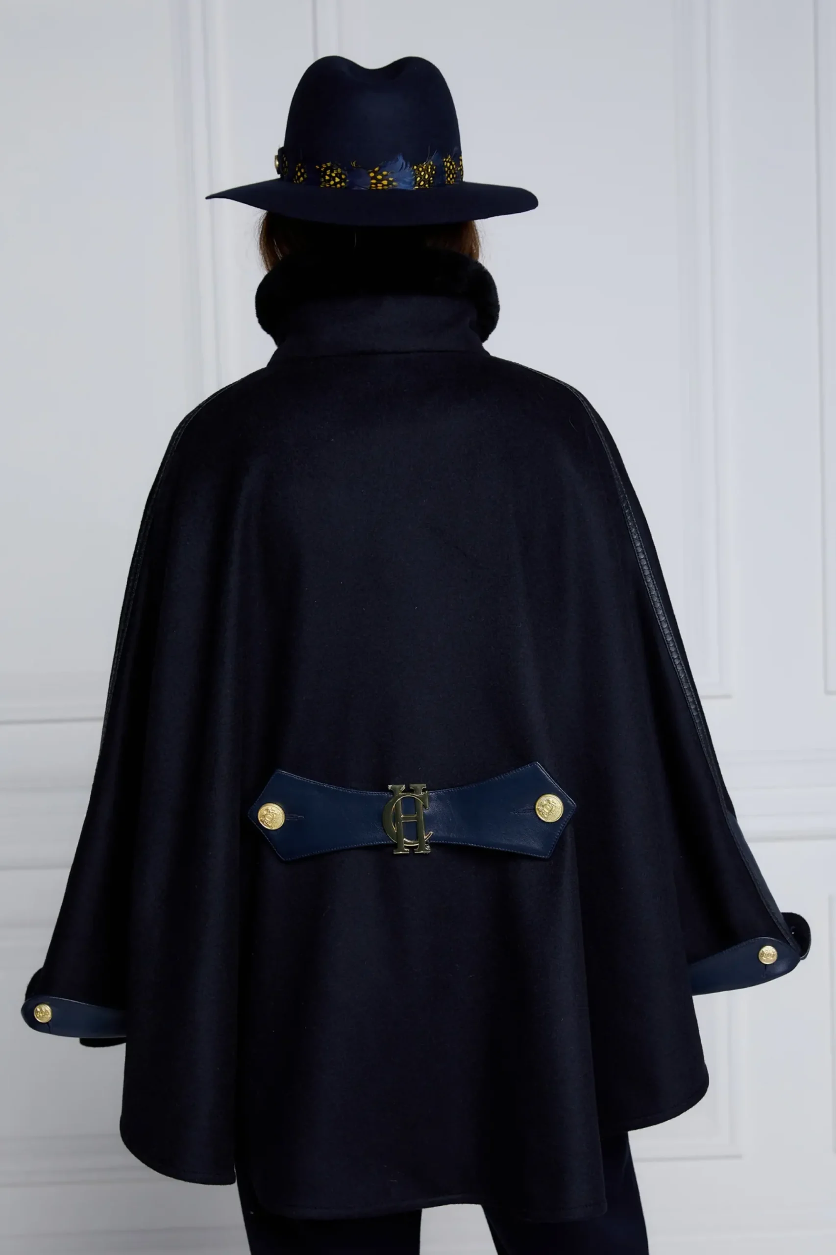 Holland Cooper Chiltern Cape Soft Navy Sale