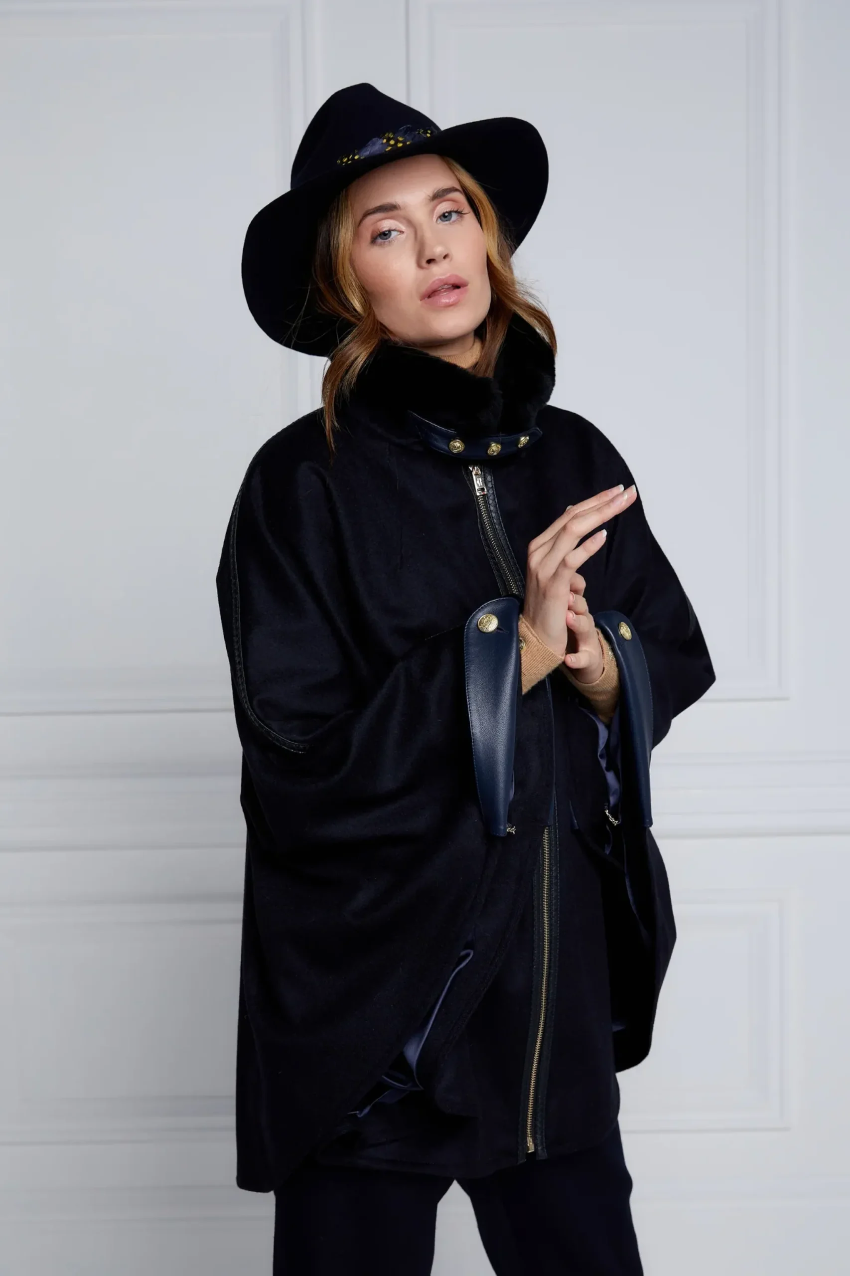 Holland Cooper Chiltern Cape Soft Navy Sale