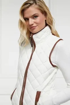 Holland Cooper Country Quilted Gilet Cream Outlet
