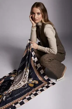 Holland Cooper Hampton Waistcoat Large Scale Brown Herringbone New