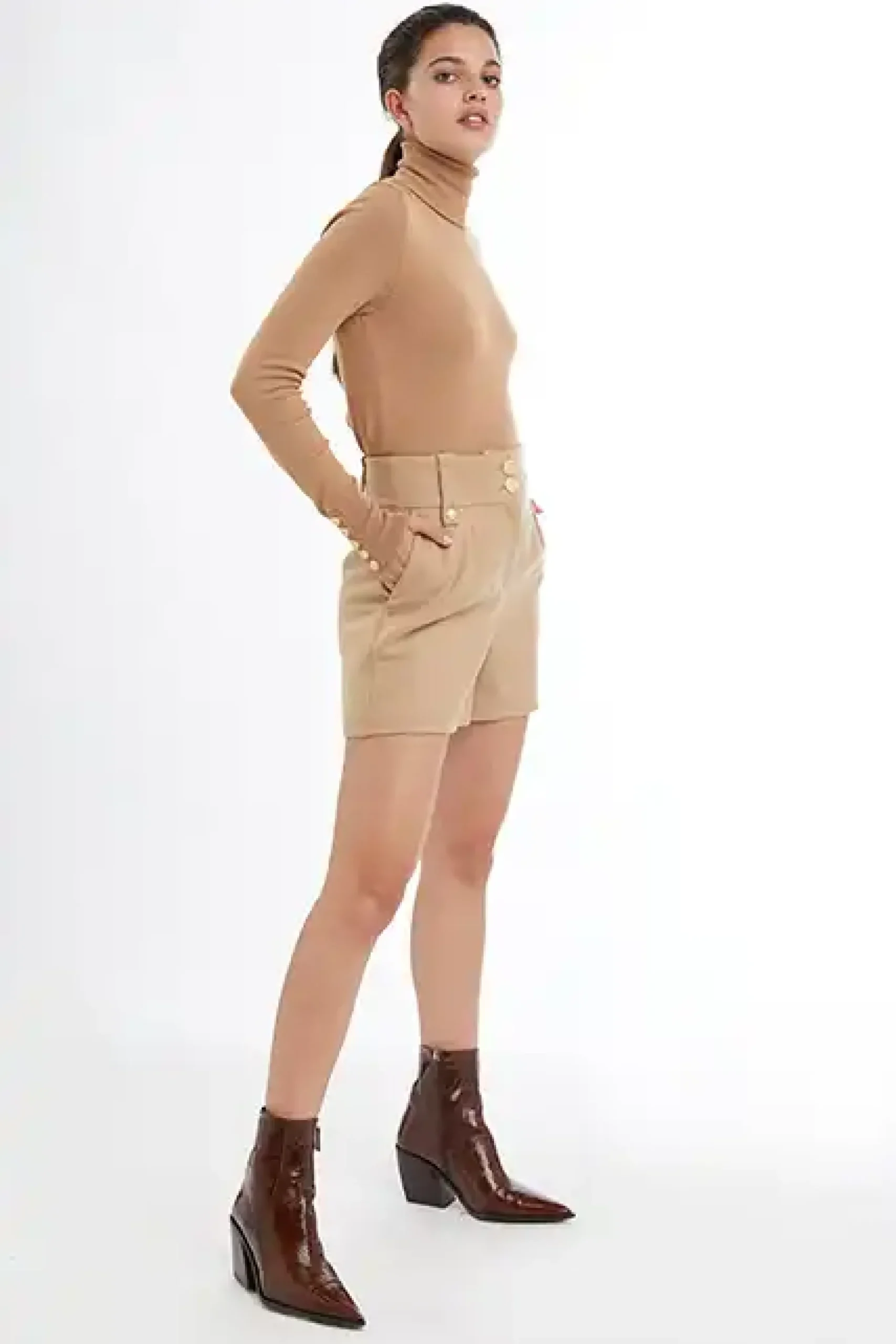 Holland Cooper Luxe Tailored Short Camel Online