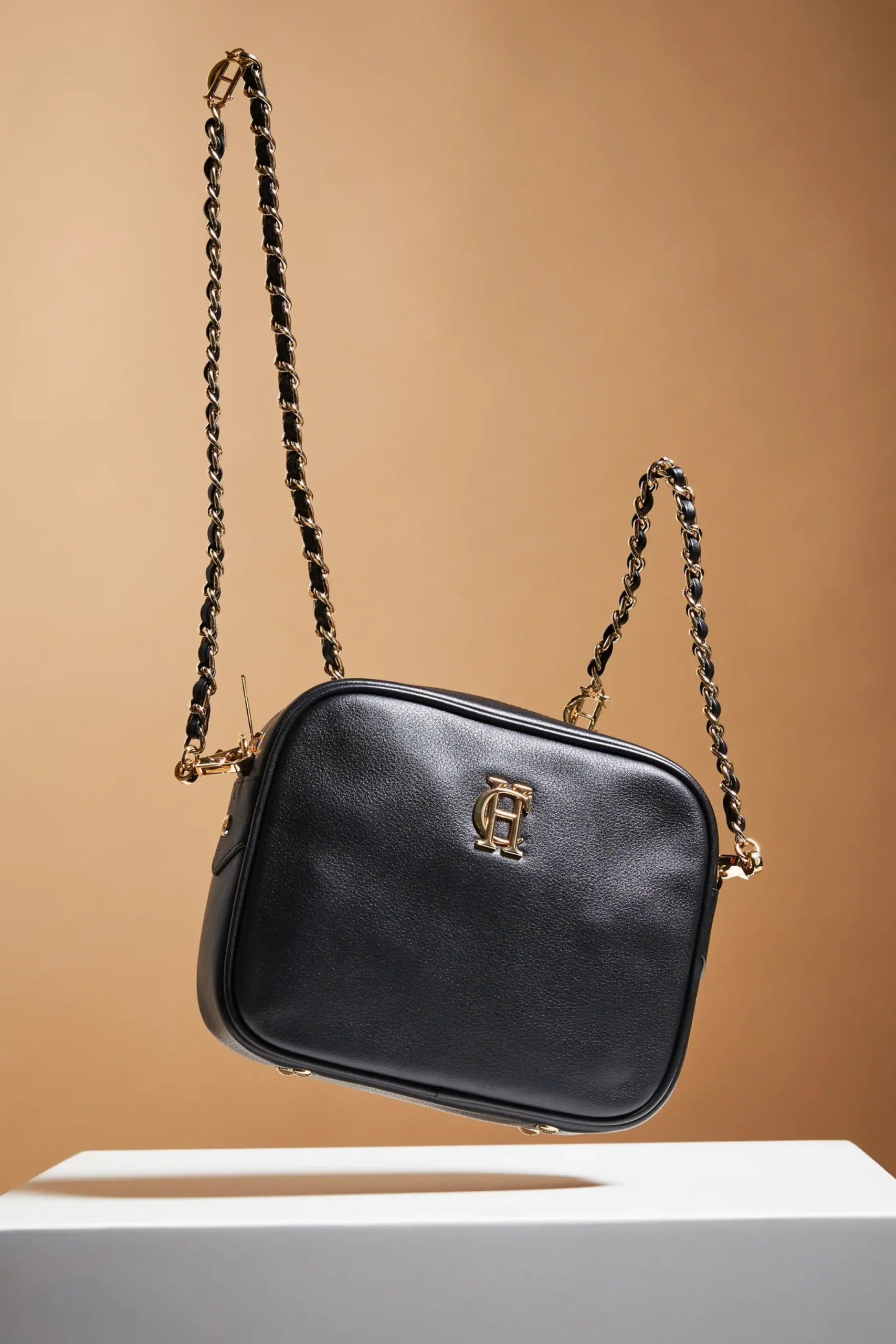 Holland Cooper Soho Camera Bag Black Best