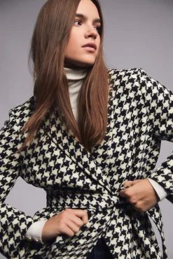 Holland Cooper Wrap Coat Large Scale Houndstooth Sale